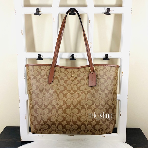 Coach Handbags - COACH Signature Open City Tote